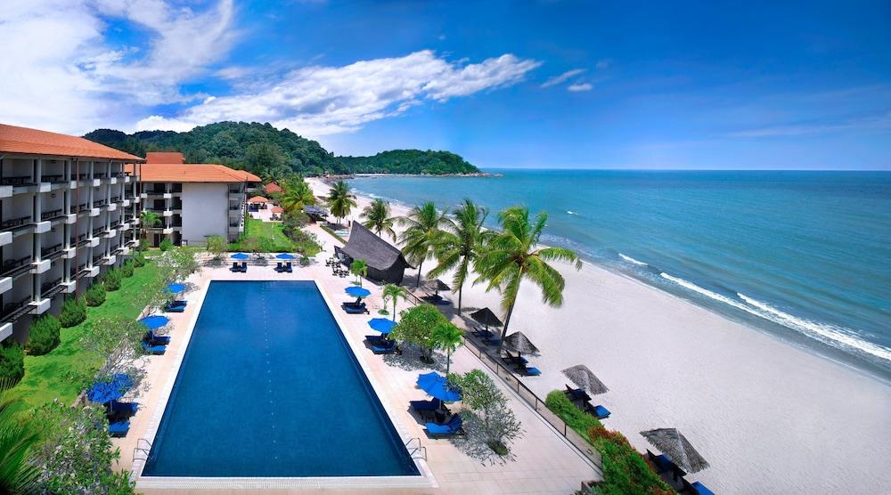Hyatt Regency Kuantan Resort Exterior foto The beach at the Shangri-La Tanjung Rhu Resort