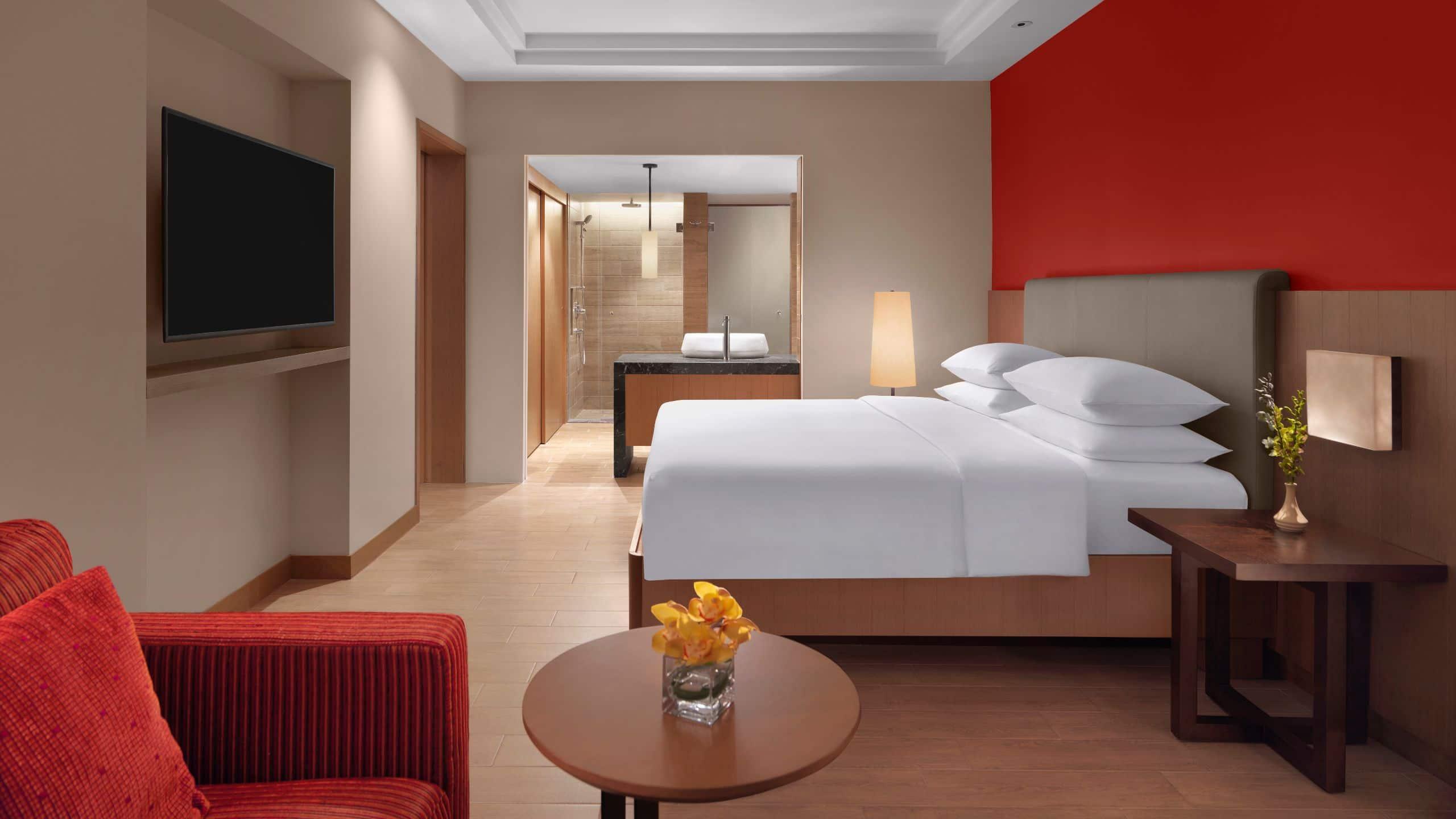 Hyatt Regency Kuantan Resort Exterior foto A guest room at the hotel